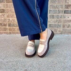 Ateliers Kendra Loafer in Beige